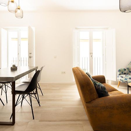 Suite Catedral Little Apartments Cadiz Bagian luar foto