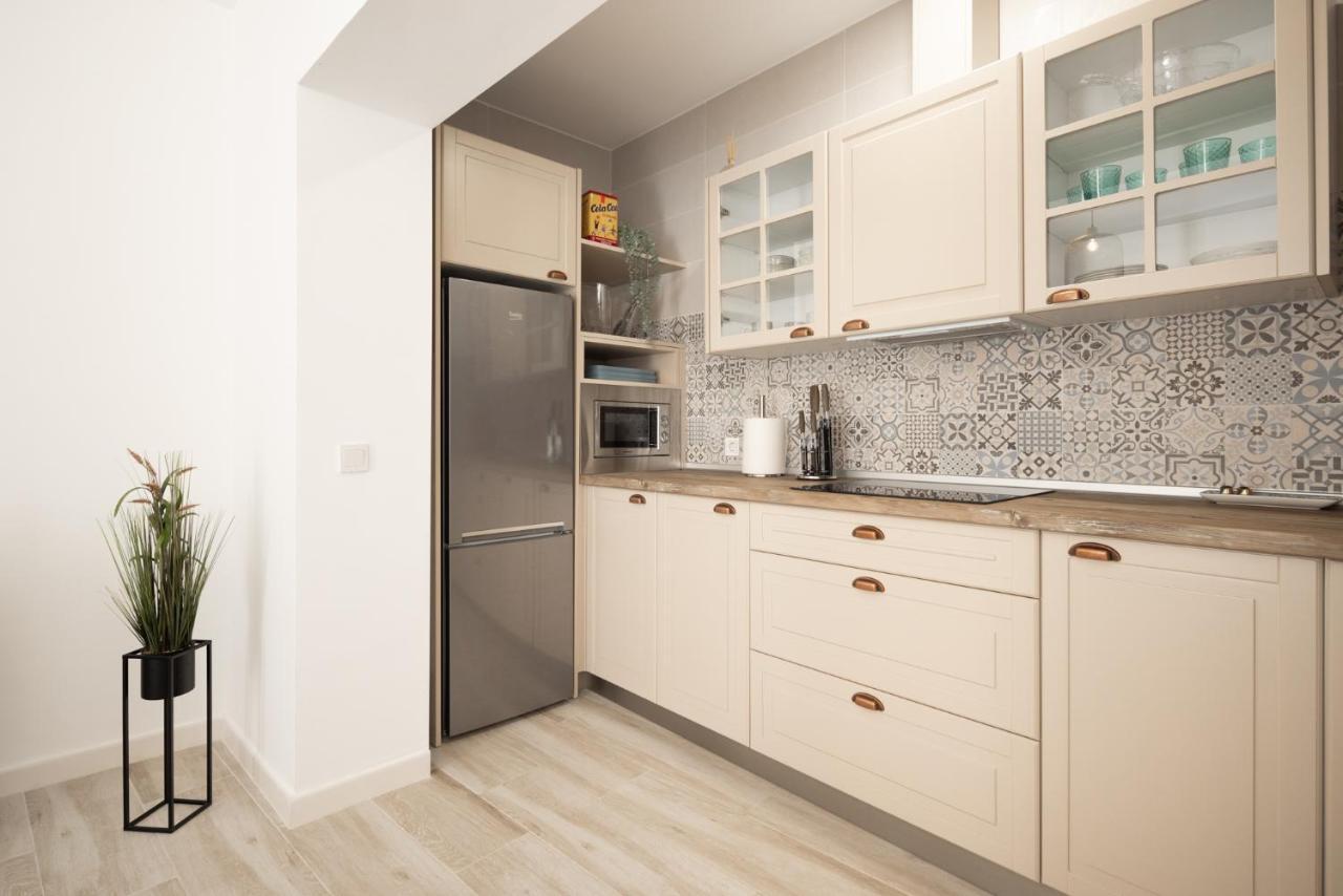 Suite Catedral Little Apartments Cadiz Bagian luar foto