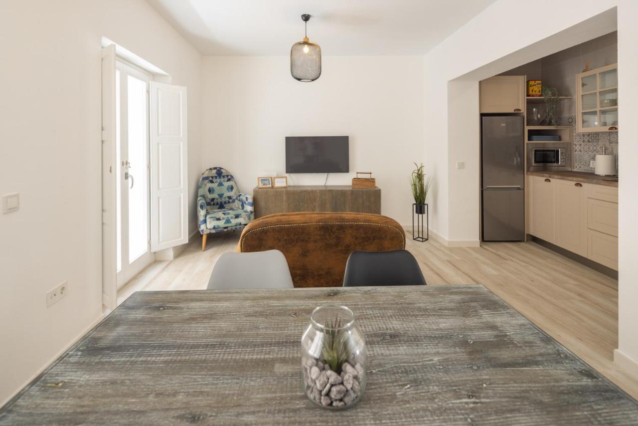 Suite Catedral Little Apartments Cadiz Bagian luar foto