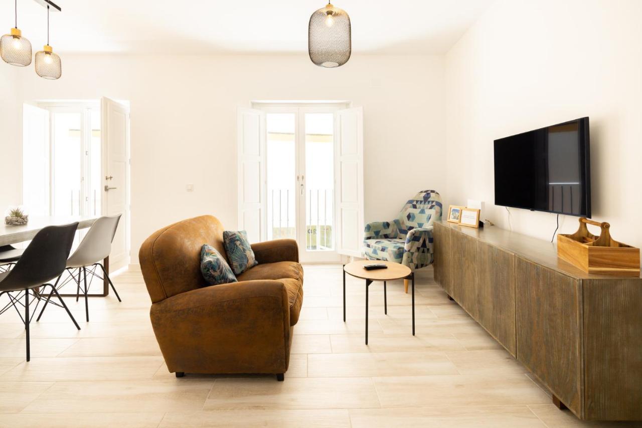 Suite Catedral Little Apartments Cadiz Bagian luar foto