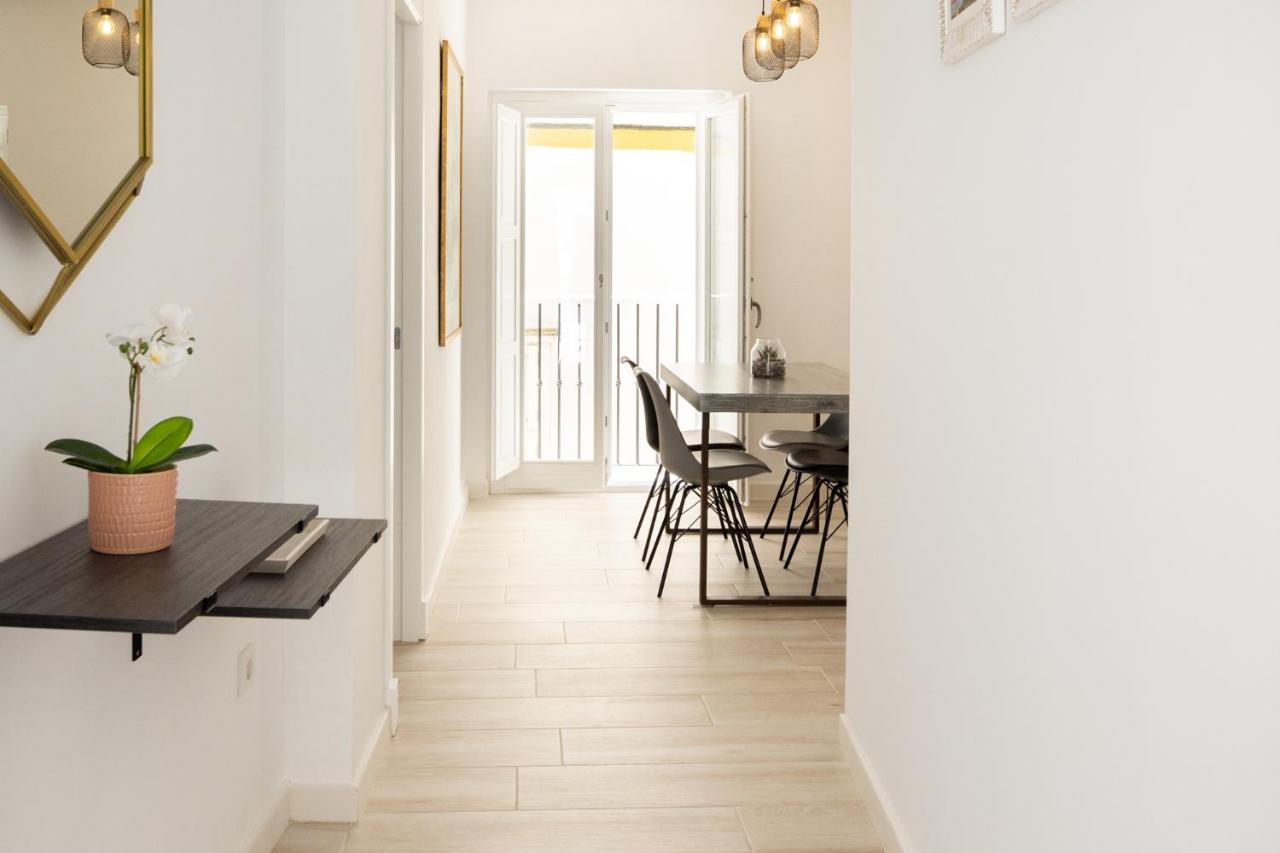 Suite Catedral Little Apartments Cadiz Bagian luar foto